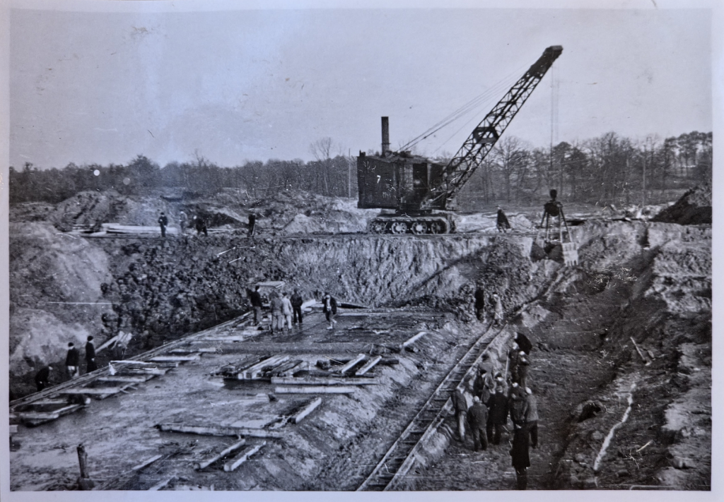 Damage to and repairs of the Glane culvert beneath the second branch of the Dortmund-Ems Canal near Ladbergen between 1944 and 1947