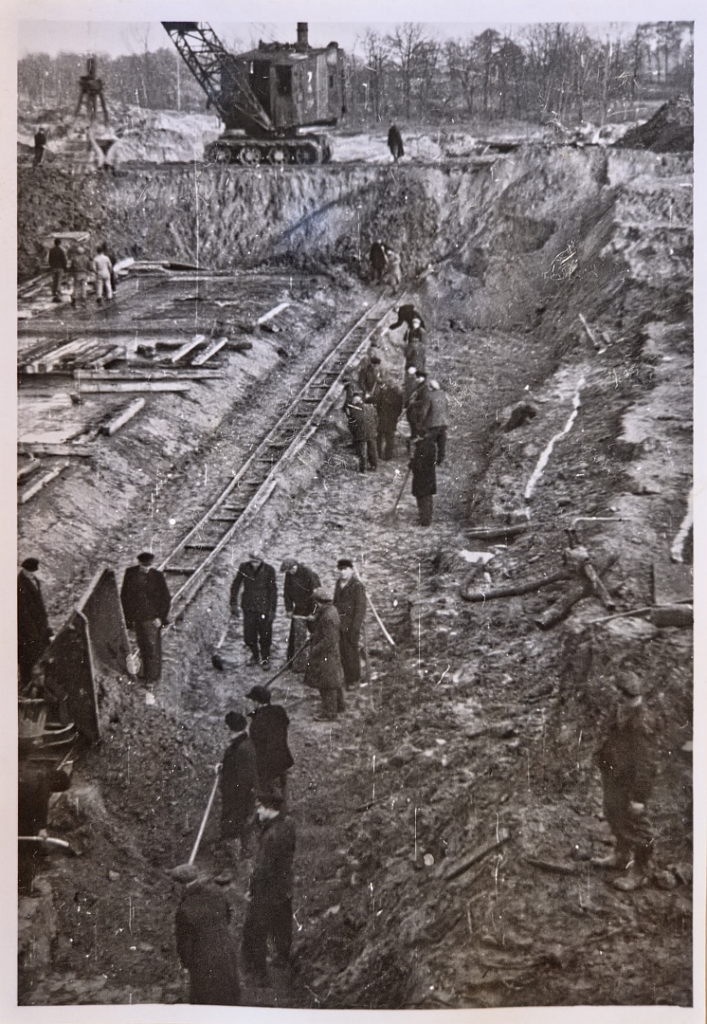 Damage to and repairs of the Glane culvert beneath the second branch of the Dortmund-Ems Canal near Ladbergen between 1944 and 1947