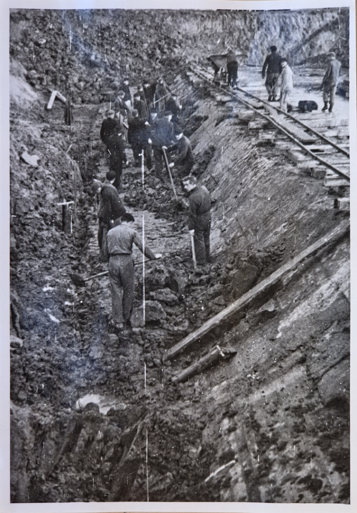 Damage to and repairs of the Glane culvert beneath the second branch of the Dortmund-Ems Canal near Ladbergen between 1944 and 1947
