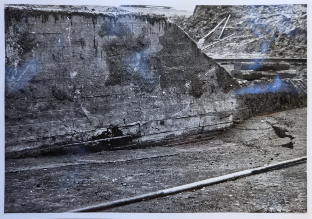 Damage to and repairs of the Glane culvert beneath the second branch of the Dortmund-Ems Canal near Ladbergen between 1944 and 1947